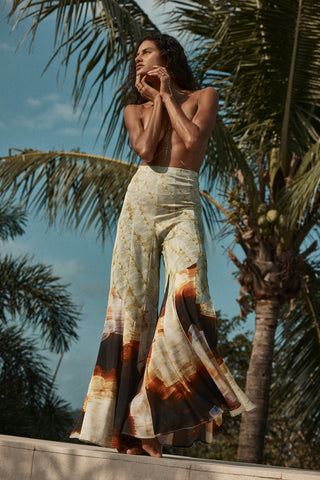 Magnetic Milena Pants